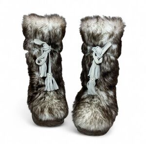 Colin Stuart Fur Boots Winter Eskimo Y2K Tassels Suede Studded Bedazzled Women 8